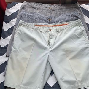 3 pairs of tommy Bahama shorts